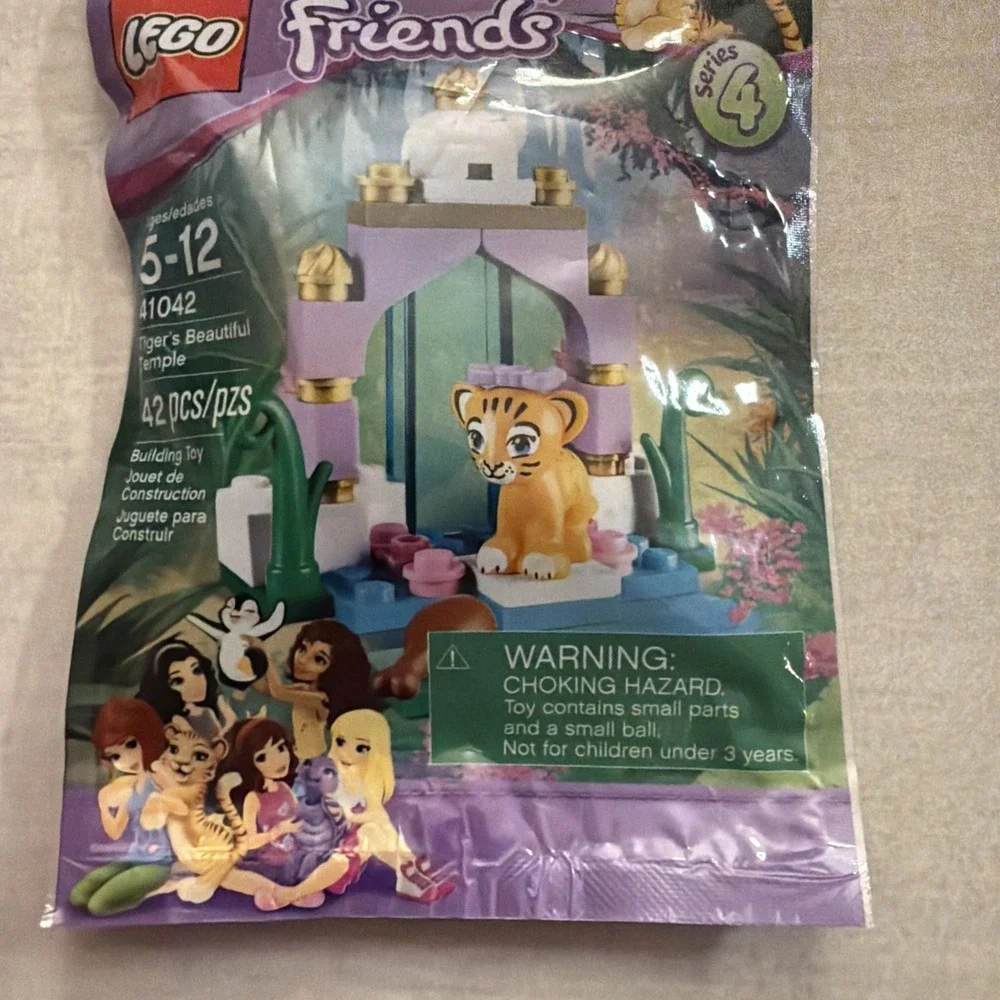 LEGO FRIENDS: Tiger's Beautiful Temple (41042)